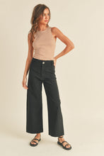 Load image into Gallery viewer, Daisy Stretched Fabric Pants
