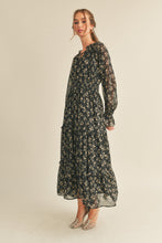 Load image into Gallery viewer, Everleigh Maxi Dress
