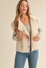 Load image into Gallery viewer, Ariana Shearling Vest
