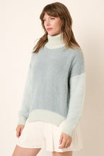 Load image into Gallery viewer, Zoe Fuzzy Sweater
