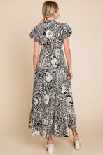 Load image into Gallery viewer, Valeria Maxi Dress
