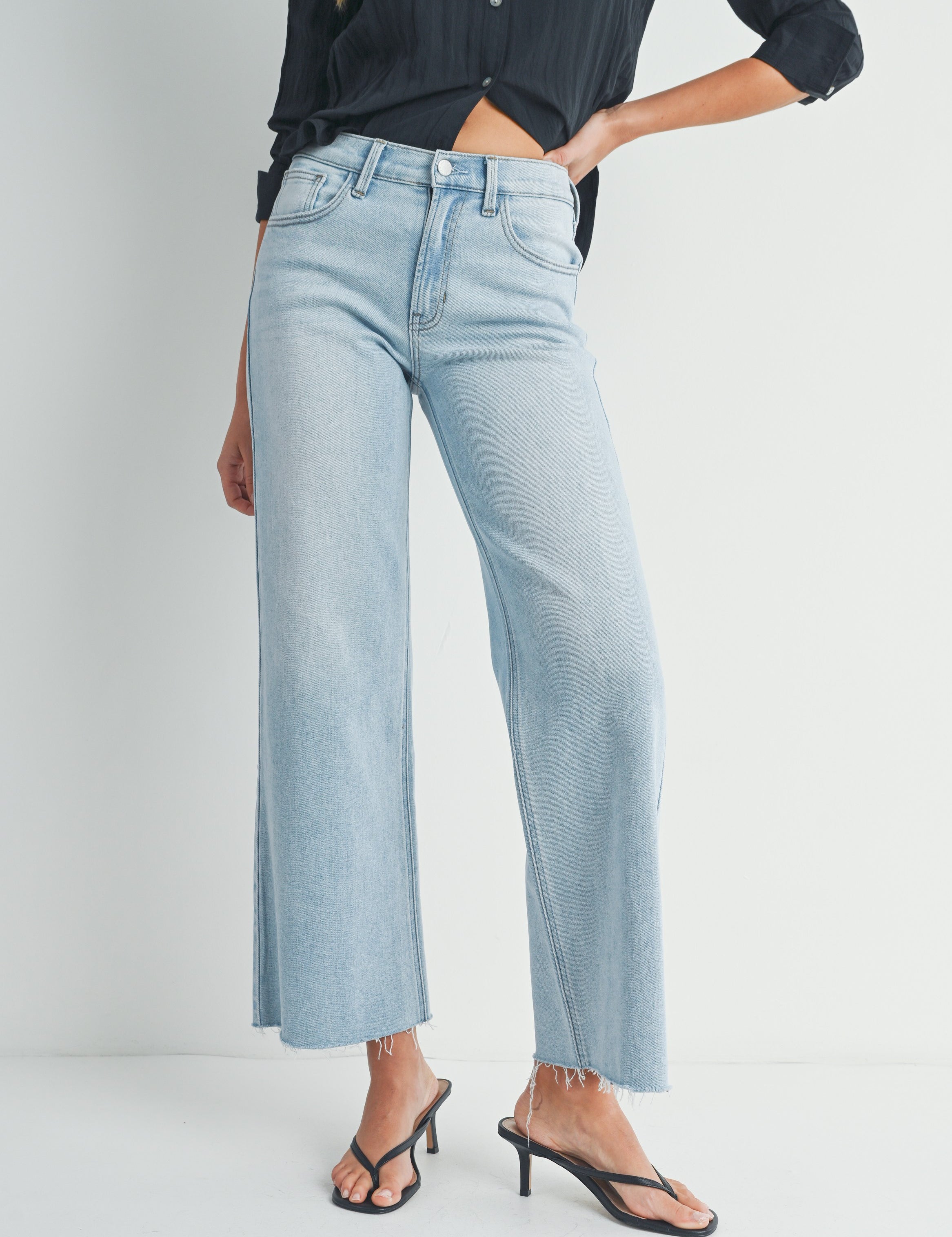 Alissa Relaxed Wide Leg Jean