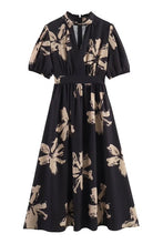 Load image into Gallery viewer, Eve Floral dress
