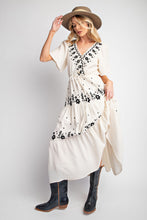 Load image into Gallery viewer, Riley Embroidered Maxi Dress
