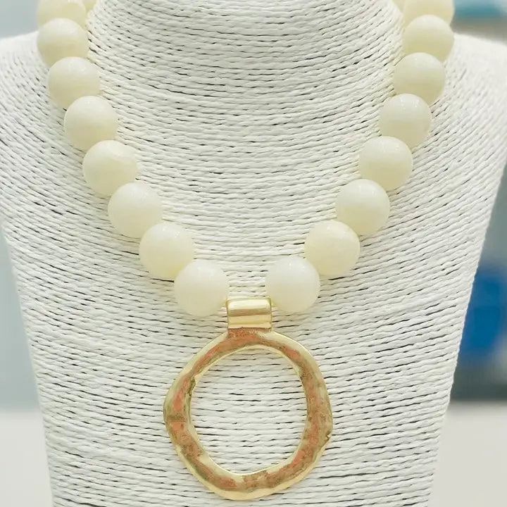 Marbled Statement Pendant Necklace