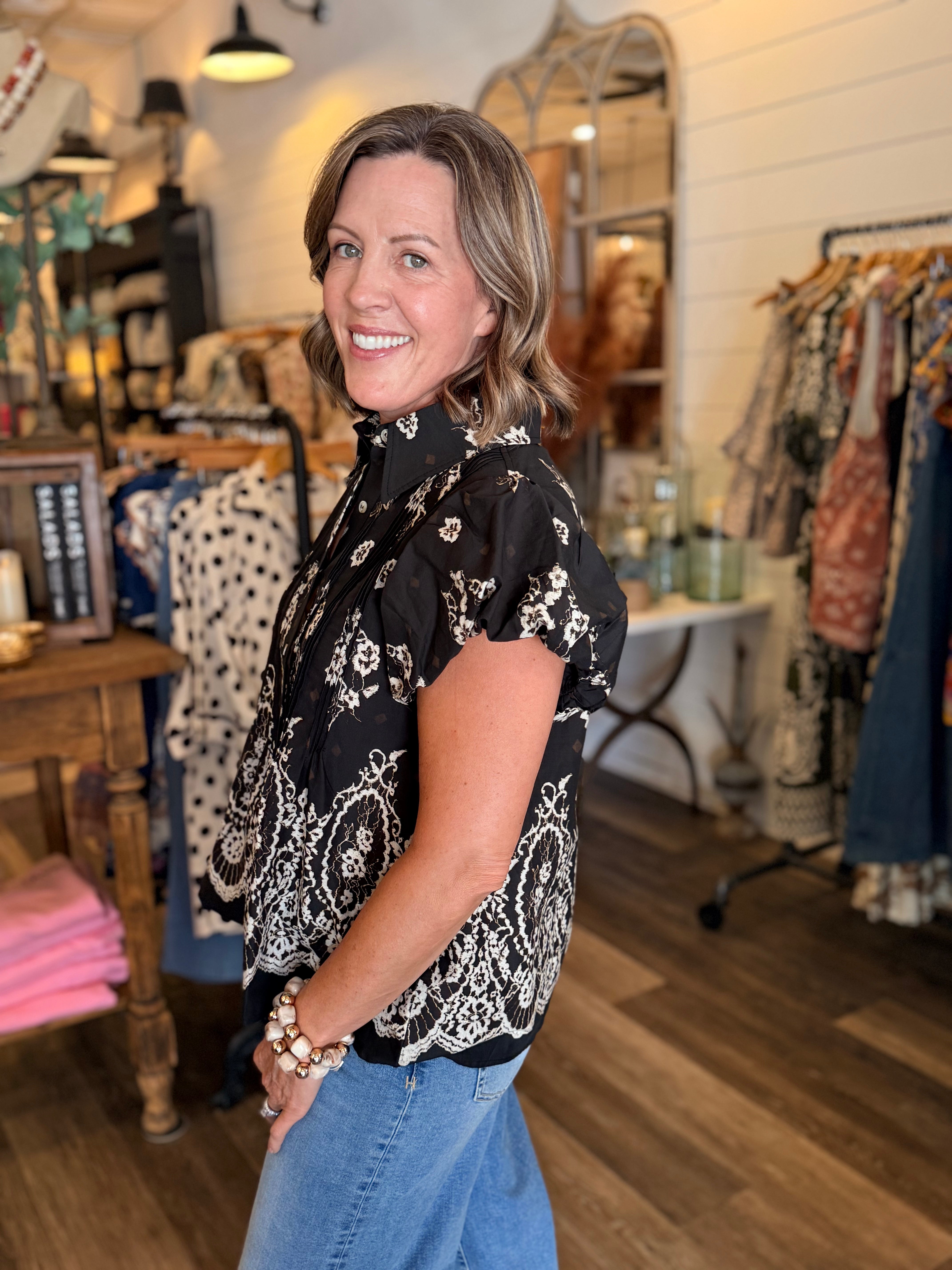 Candice Border Print Puff Sleeve Top