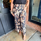 Aurella Cropped Pants