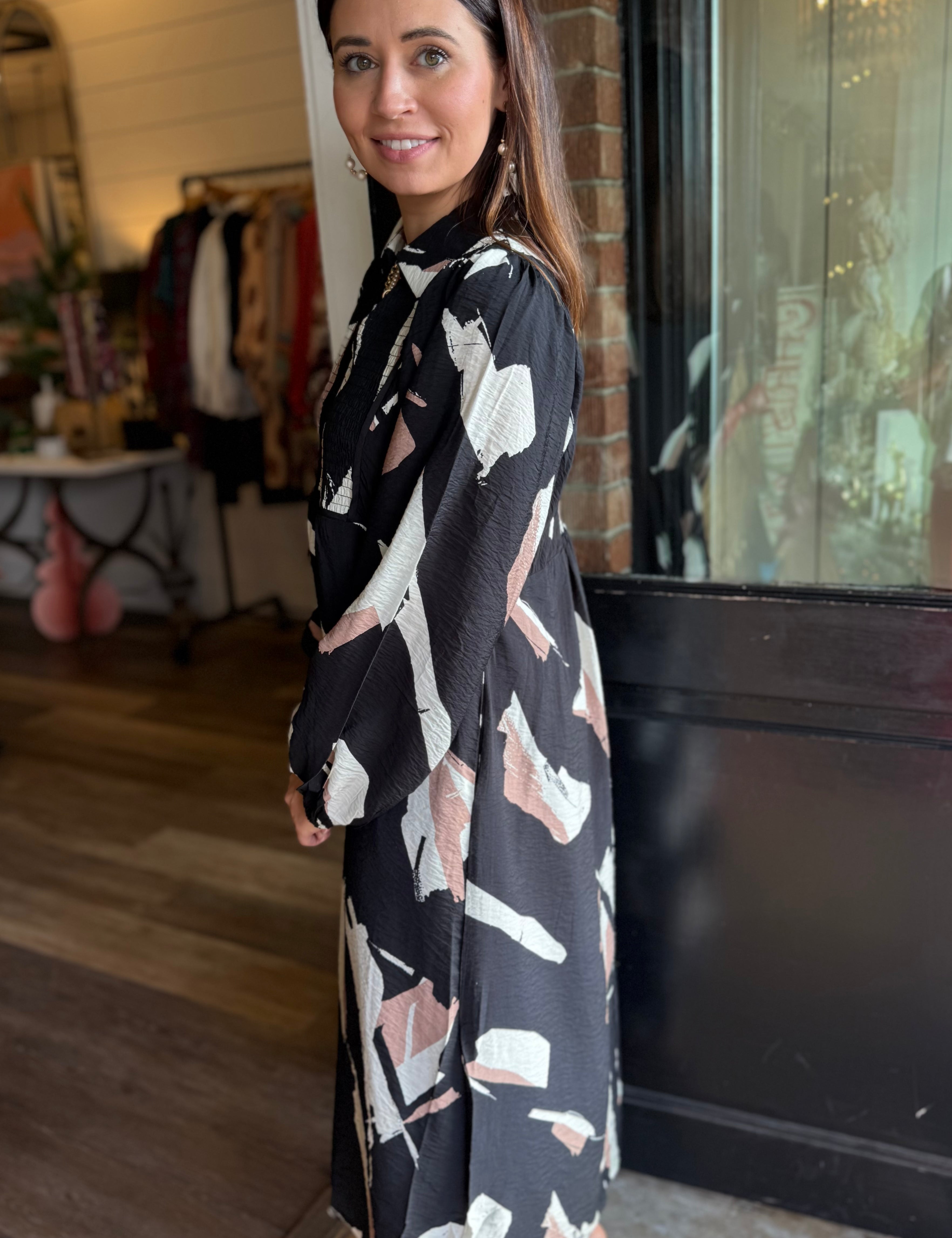 Neely Abstract Print Midi Dress