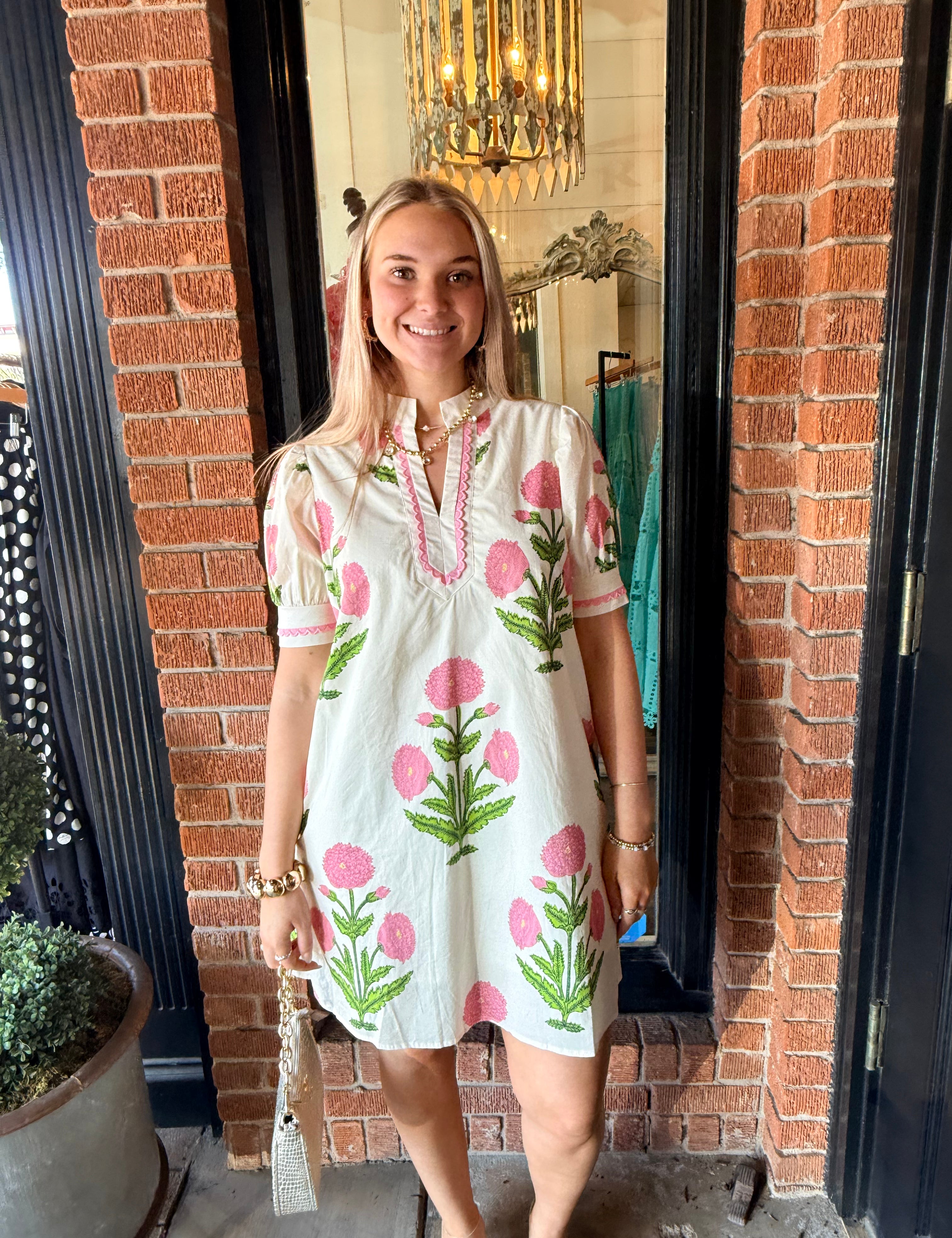 reagan floral embroidered cotton dress Amazon.com: En Saison Women's Reagan Midi Dress, Sage, Green, Floral, S : Clothing, Shoes & Jewelry