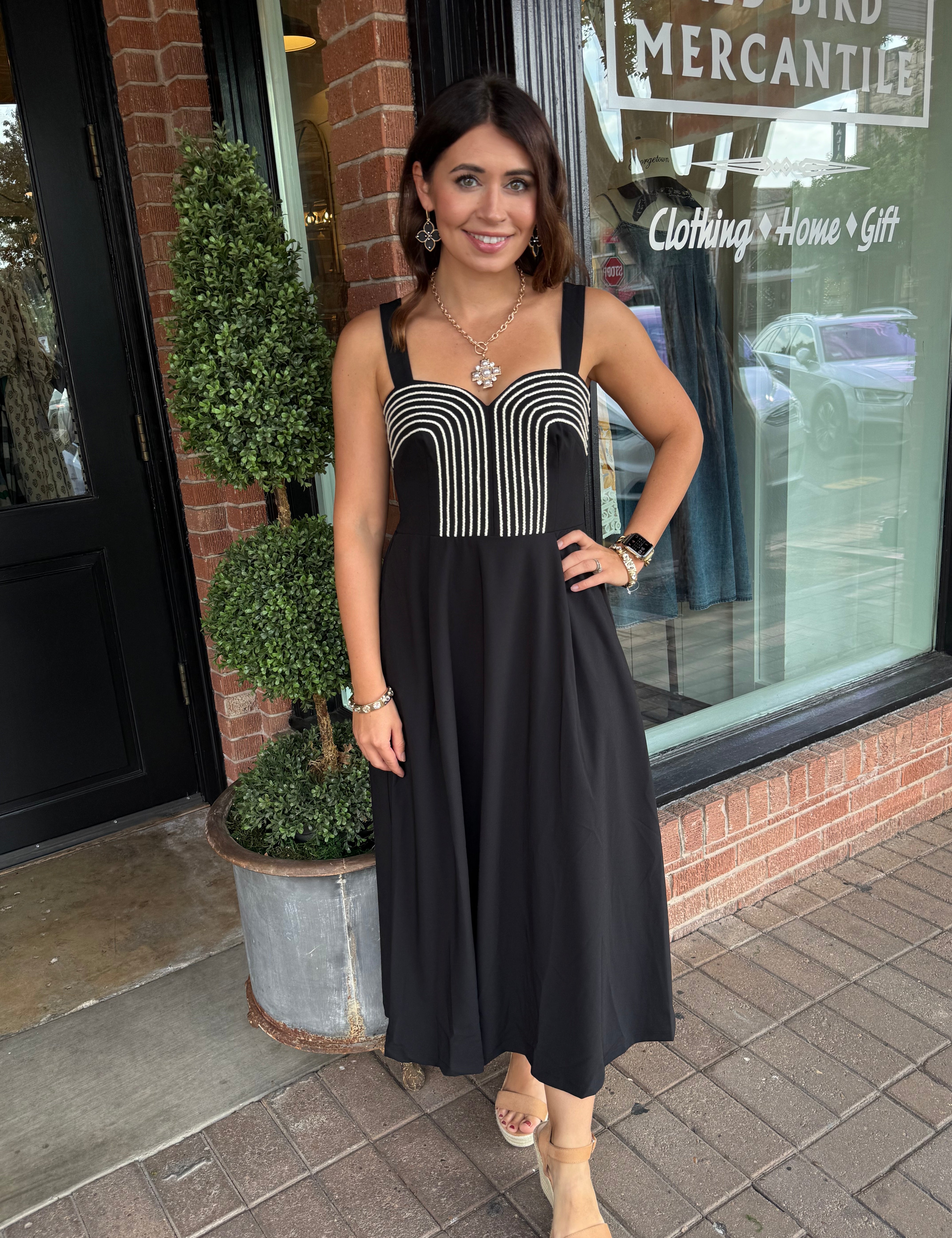 Molly Sweetheart Neckline Dress