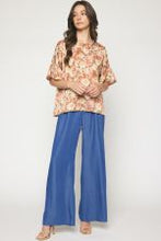 Load image into Gallery viewer, Amy Floral Top
