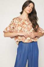 Load image into Gallery viewer, Amy Floral Top
