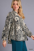 Load image into Gallery viewer, Landry Floral Top
