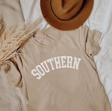 Load image into Gallery viewer, SOUTHERN T-Shirt
